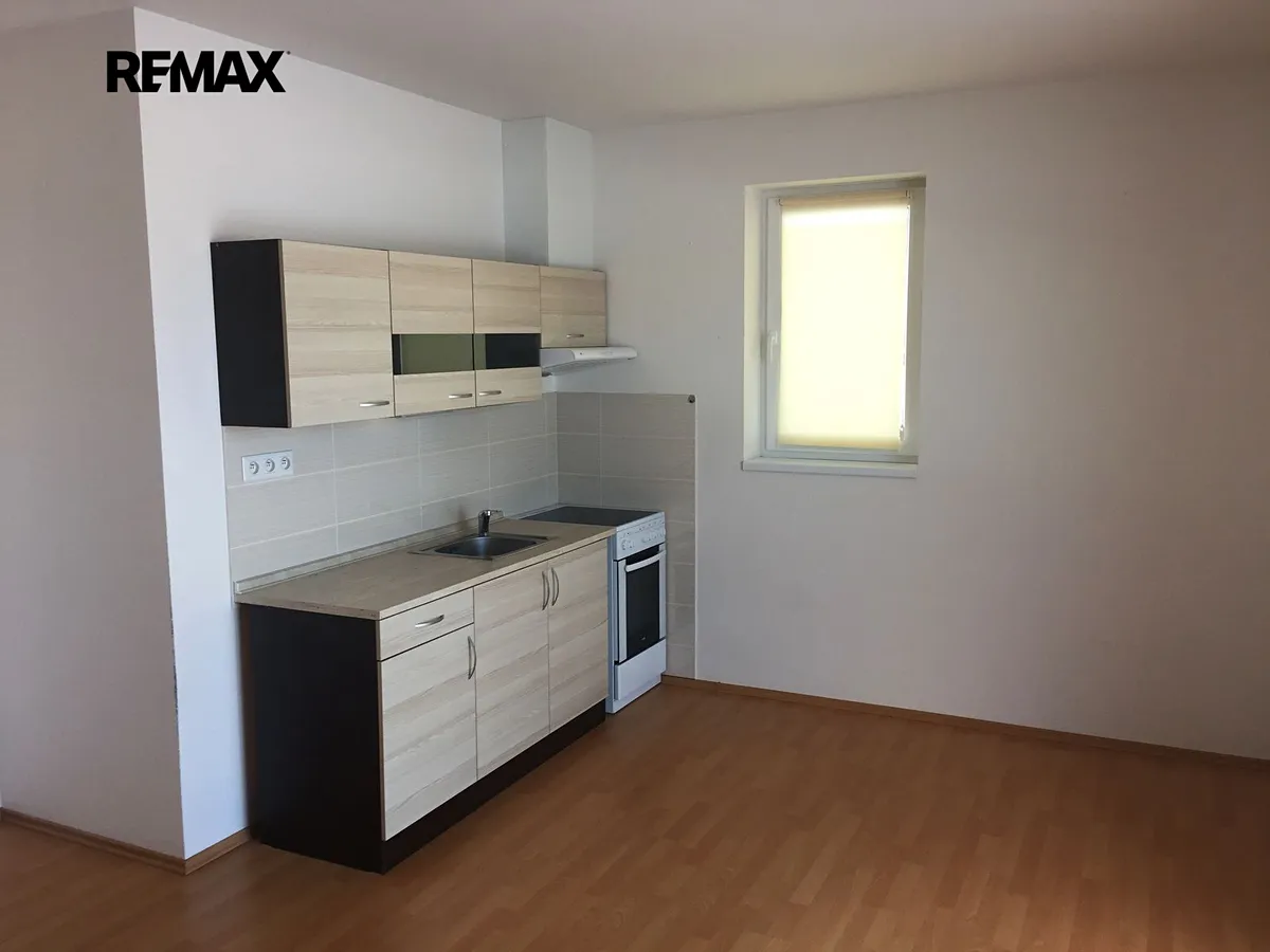 Pronájem bytu 2+kk 43 m²